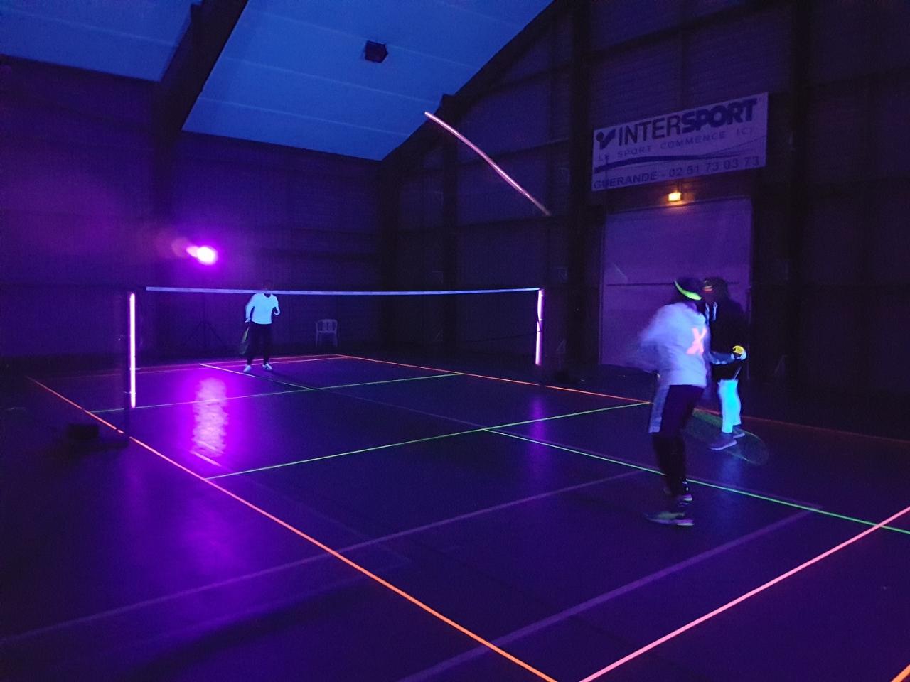 Blackminton (11)