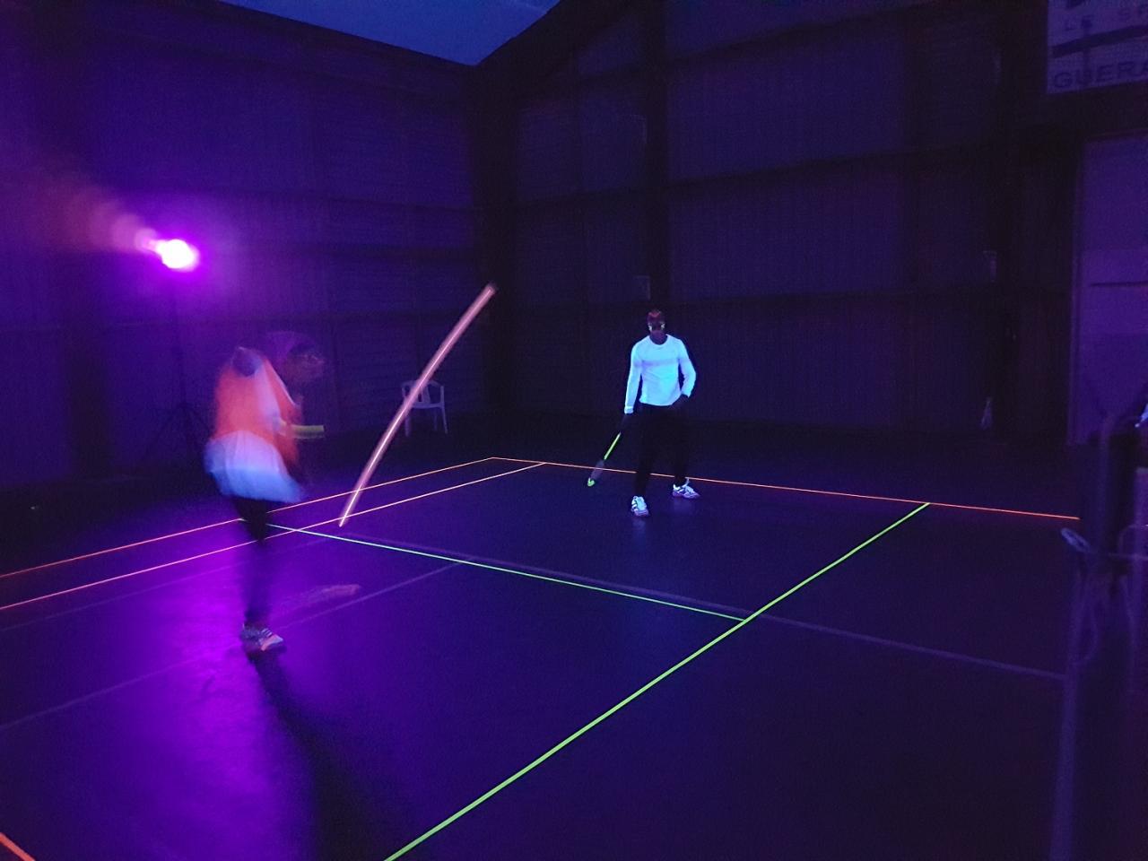 Blackminton (22)
