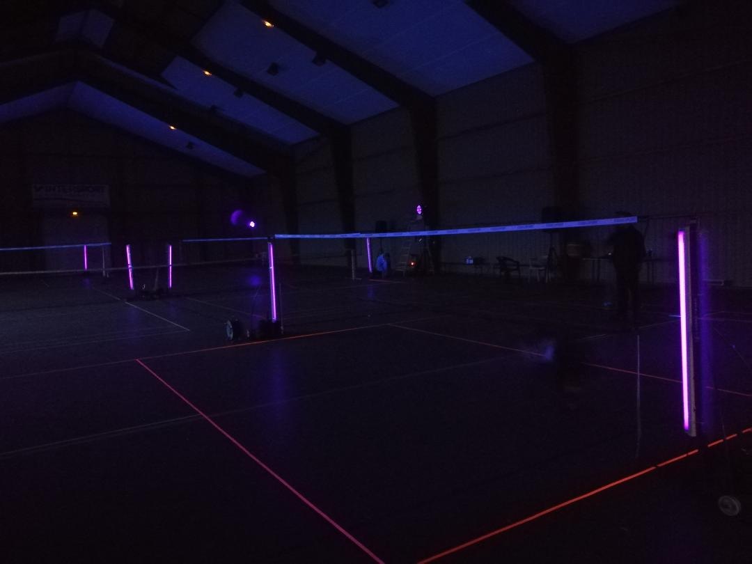 Blackminton (6-)