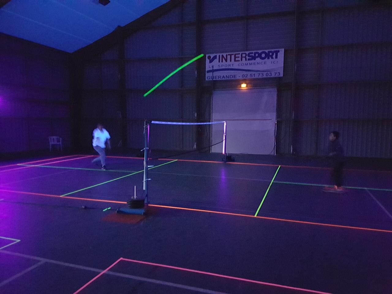 Blackminton (9-)