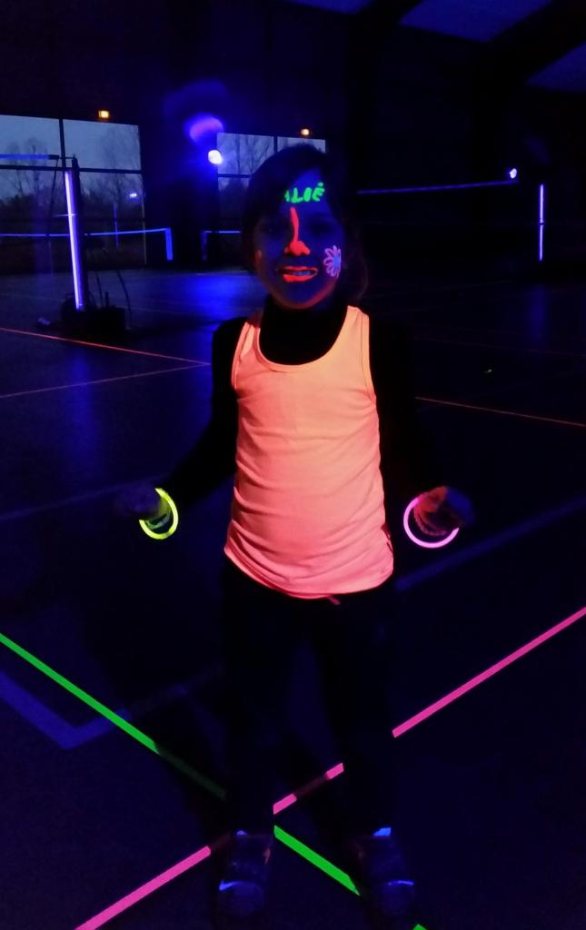 Blackminton (9)